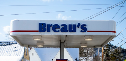 Breau’s roadside canopy in Bryant Pond